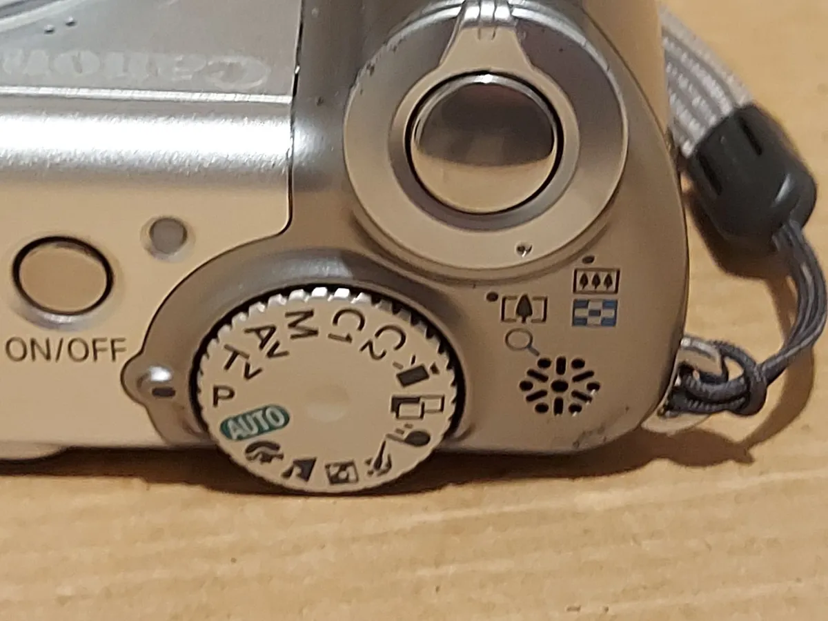 Canon PowerShot A80 Digital Camera, in carry case - Image 4
