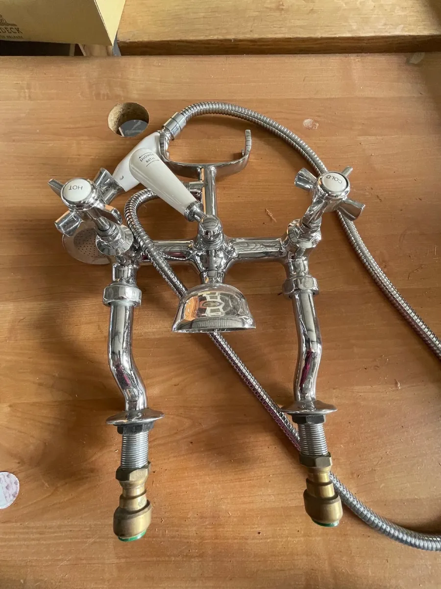 Heritage Bath Taps with Shower Head - Image 2