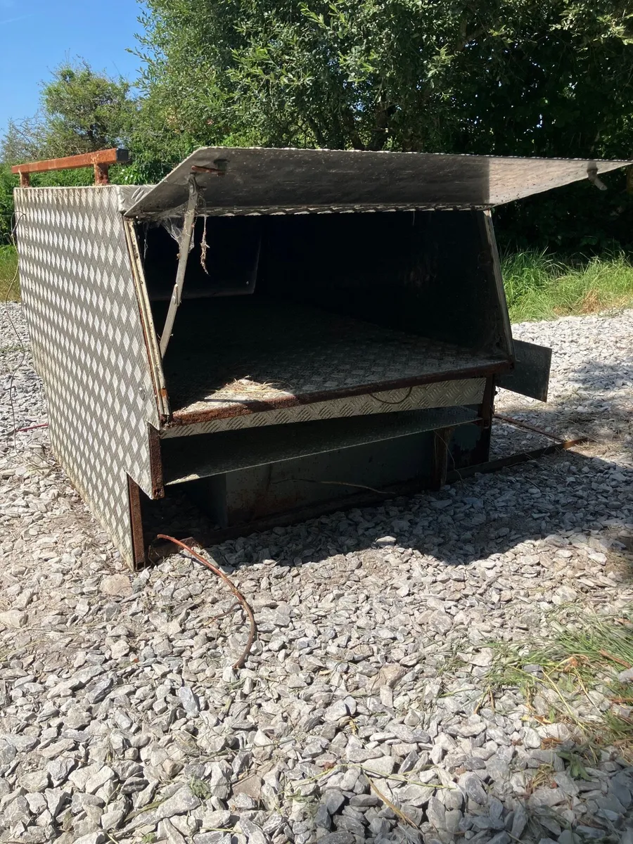 Jeep toolbox /Storage - Image 3