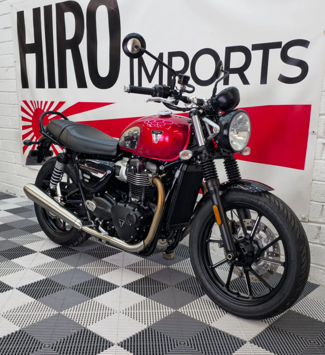 2024 Triumph Speedtwin 900 - Image 3