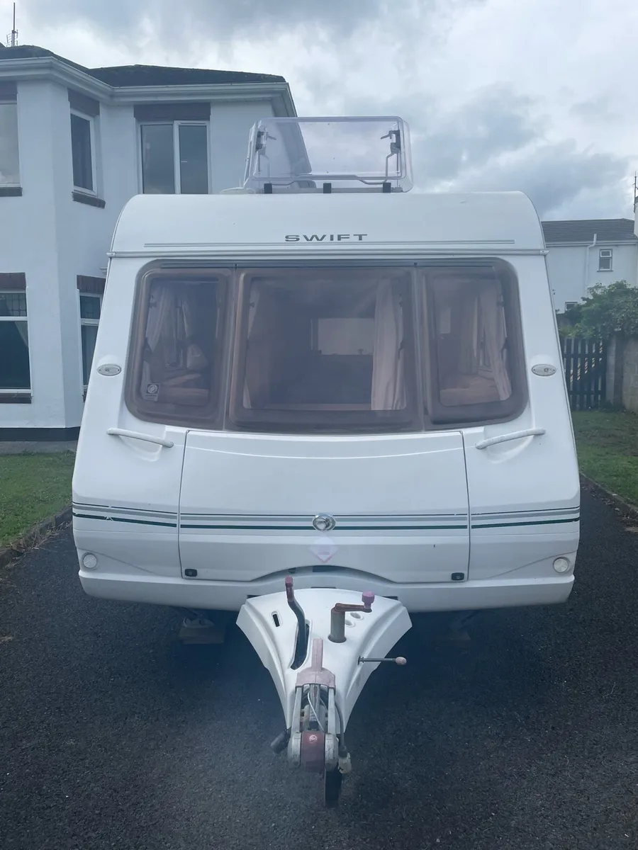 Caravan - Image 1