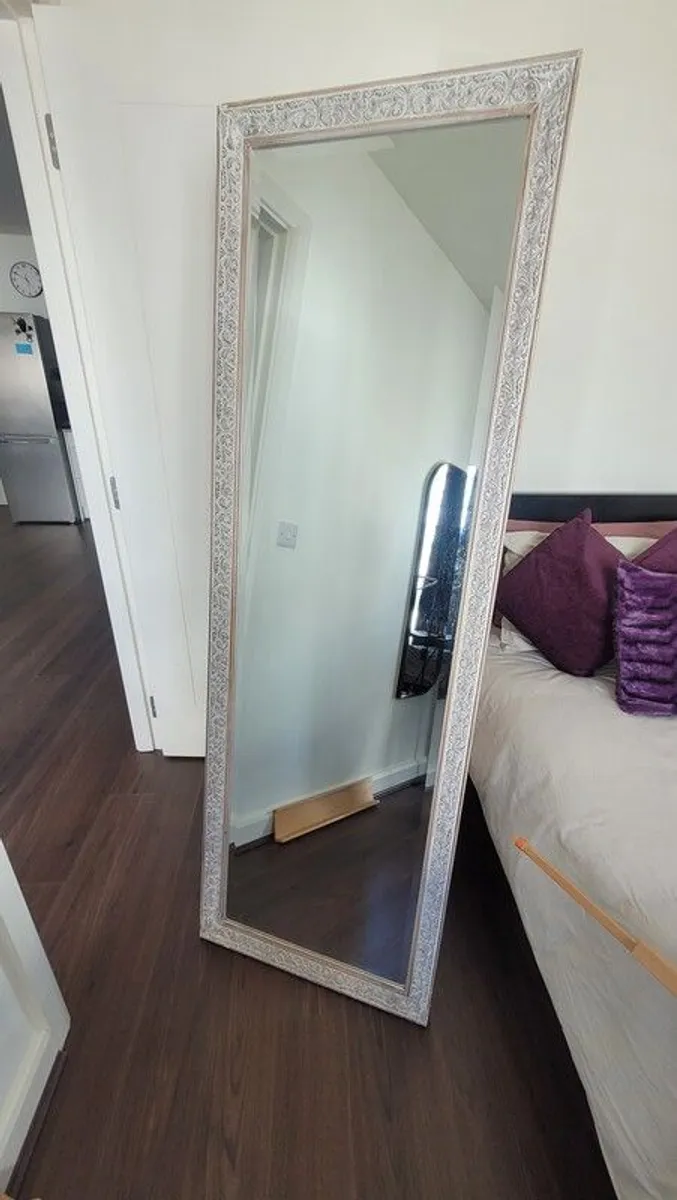 mirror - Image 4