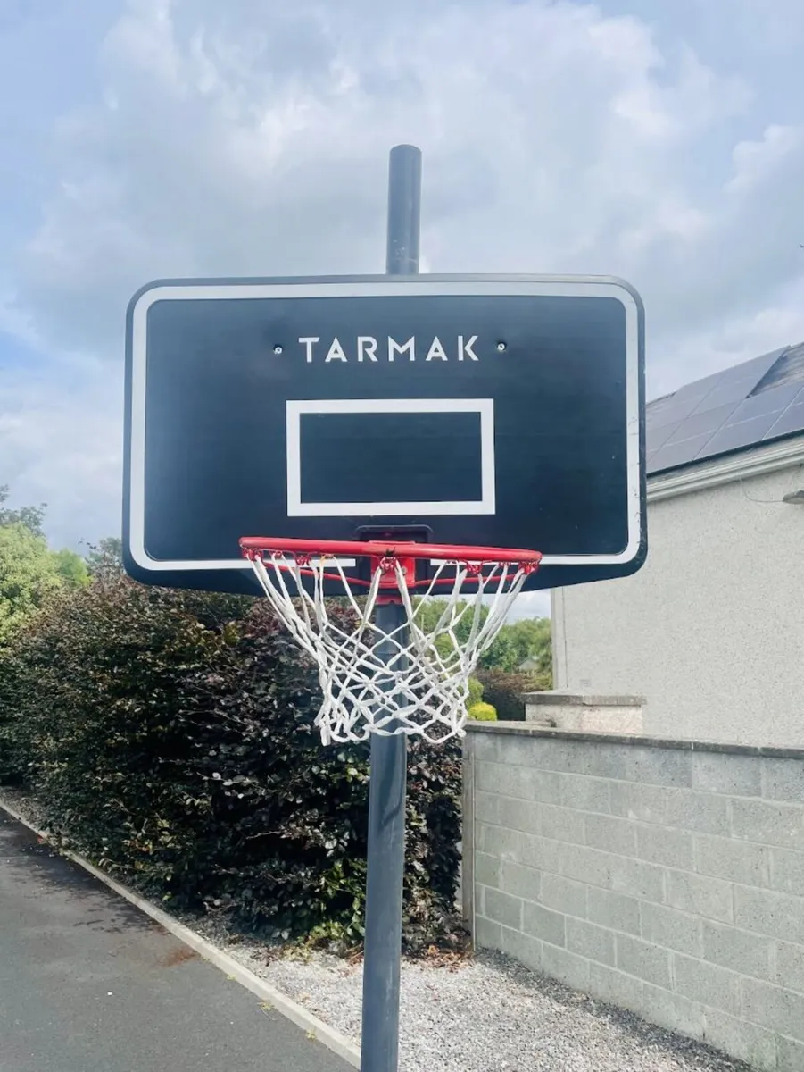 Tarmak Adjustable Portable Basketball Hoop / Stand - Image 2