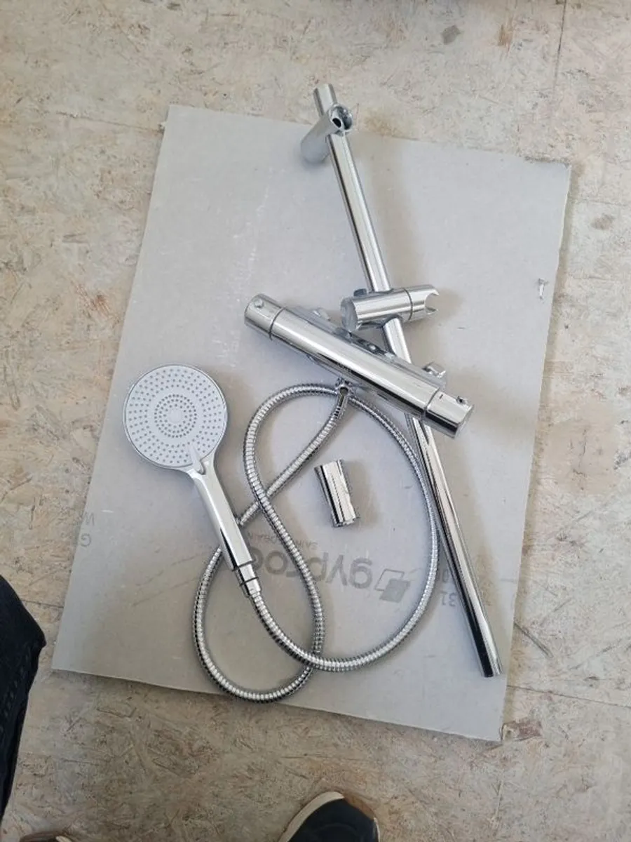 Sonas thermostatic bar shower mixer kit - Image 2