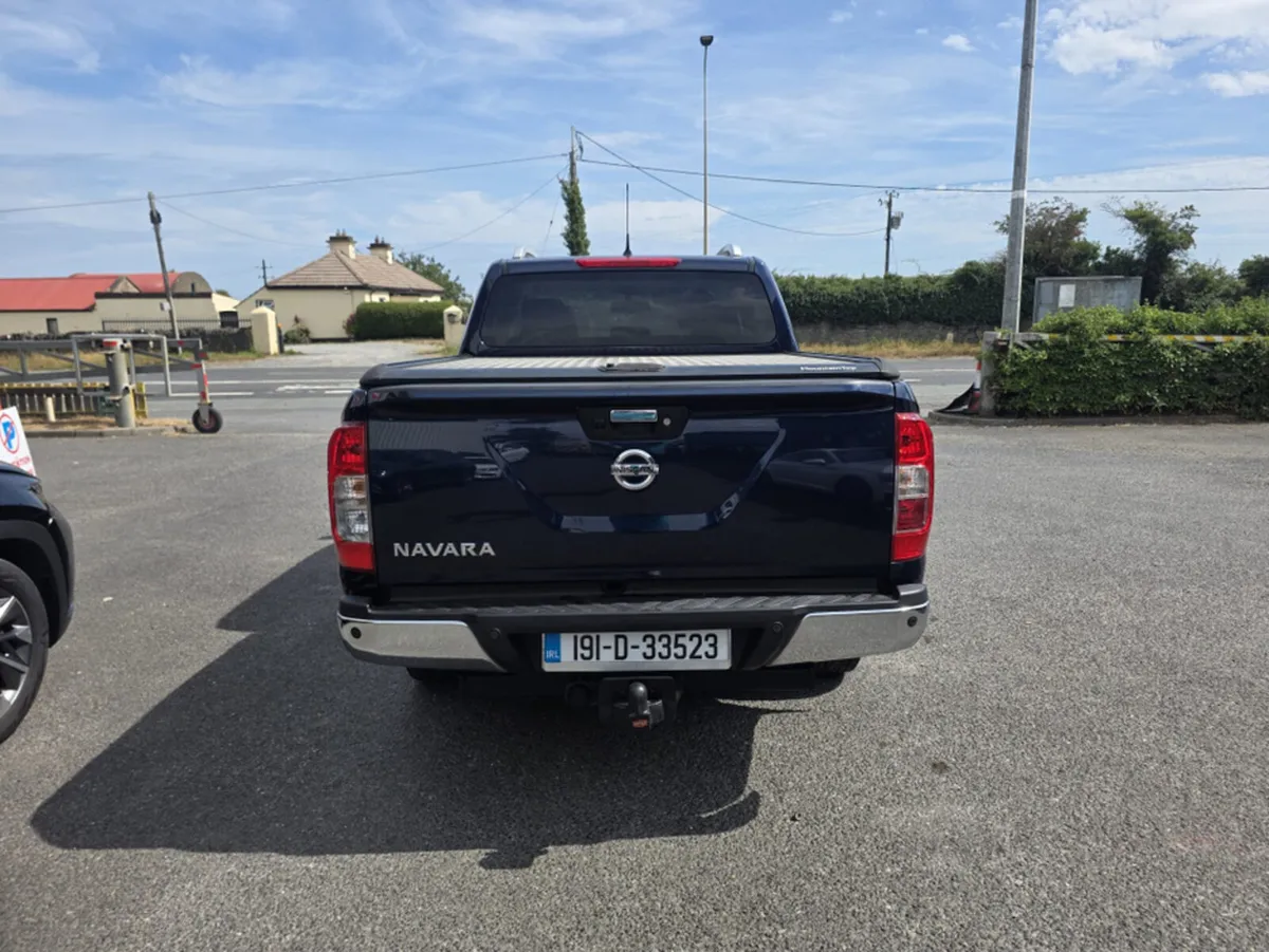 Nissan Navara 2.3 DSL LE CVT LEATHER DOUB DOUBLE C - Image 3