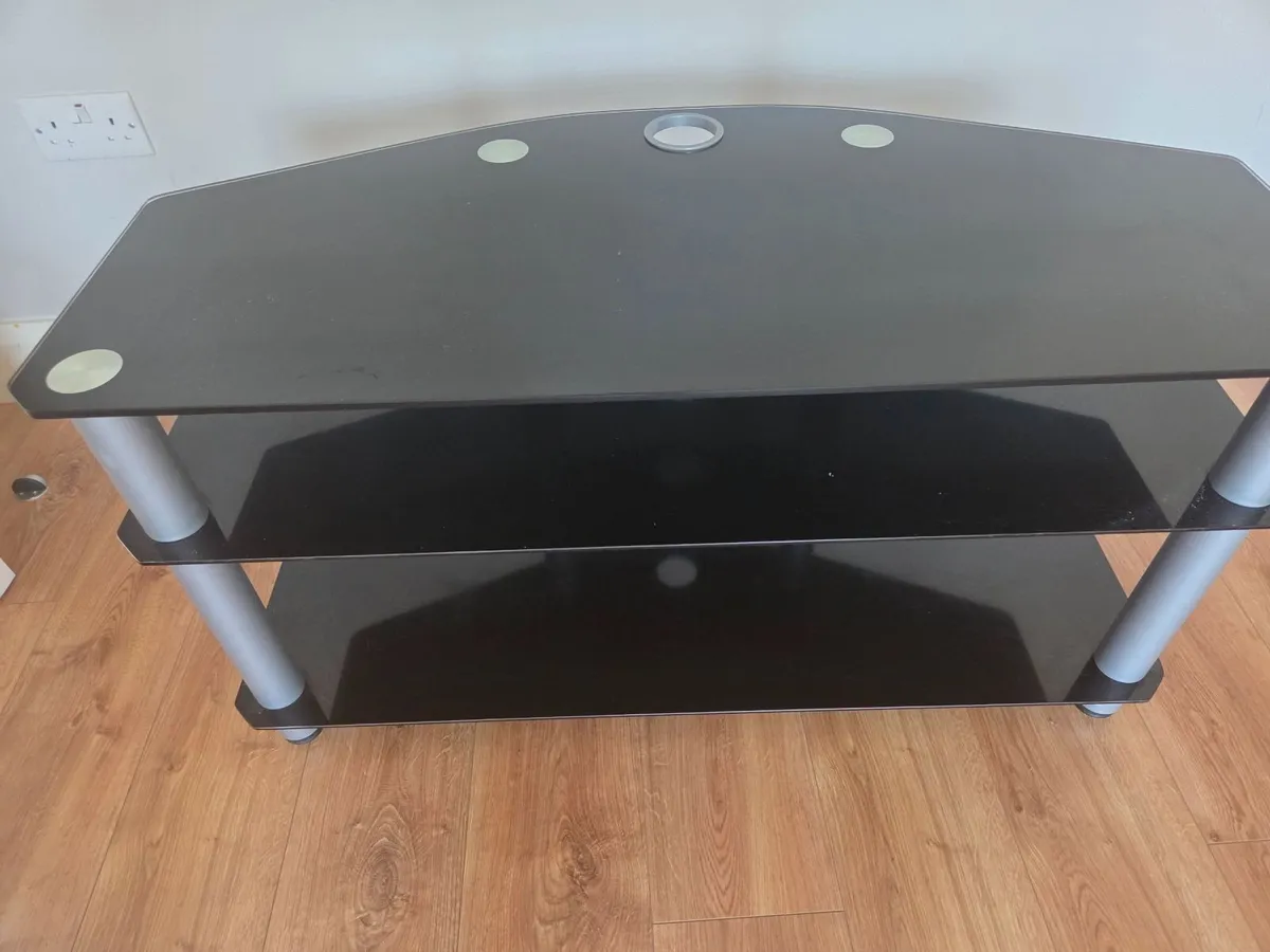 Tv stand - Image 3