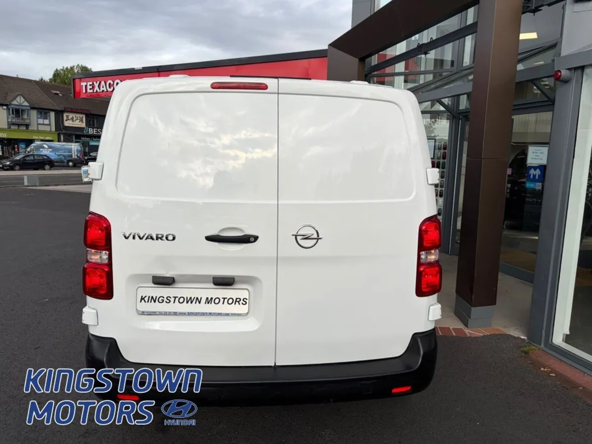 Opel Vivaro 1.5 100ps 5DR - Image 4