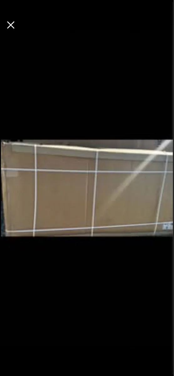 Flair frameless shower enclosure