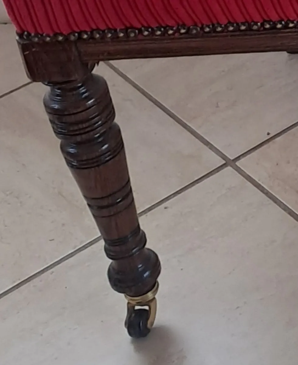 Chairs - Image 3