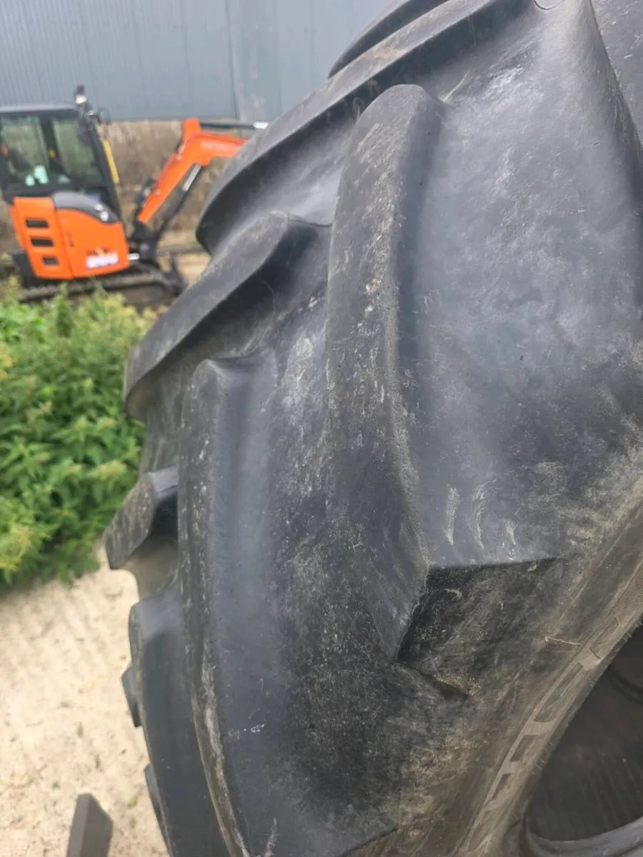 650/65r38 michelin tyres - Image 2