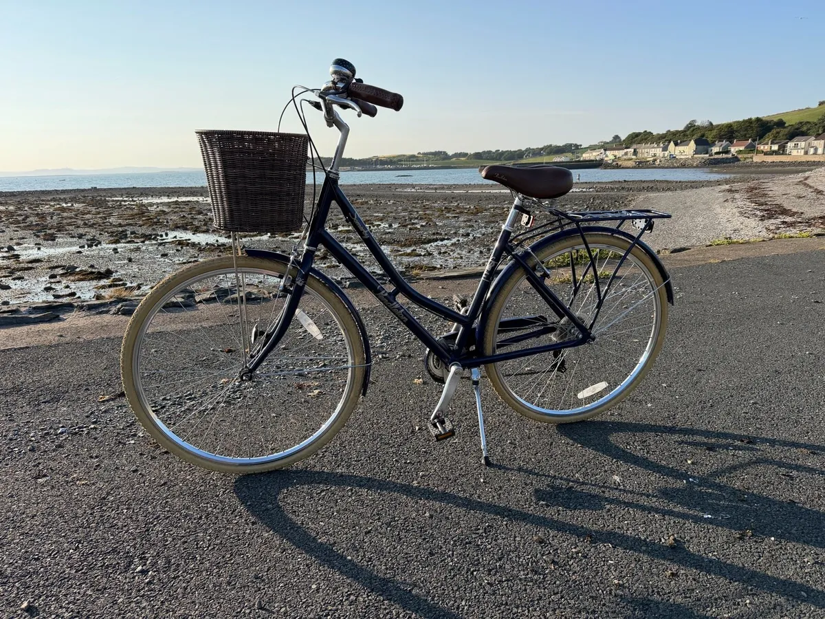Pendleton Somerby ladies city/dutch bike - Image 1