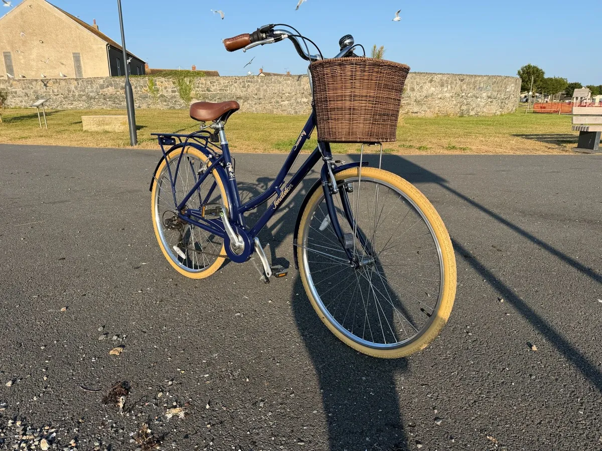 Pendleton Somerby ladies city/dutch bike - Image 2