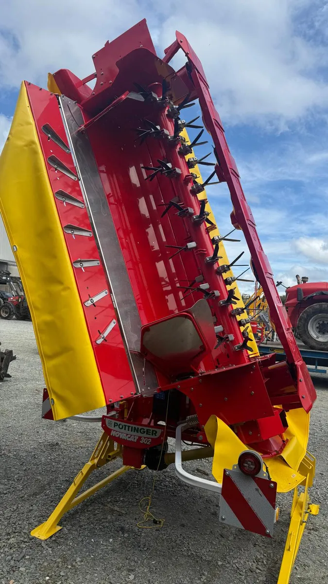 New Pottinger Novacat 302 ED - €19,917 + VAT - Image 4