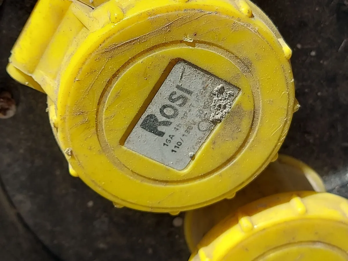 Builders Outdoor Electric Extension Lead Reel, - Image 3