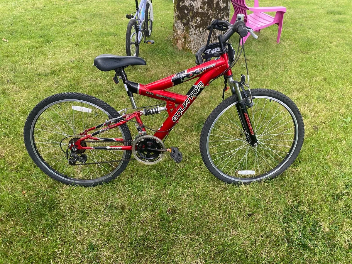 Boys and girl bikes - Image 1