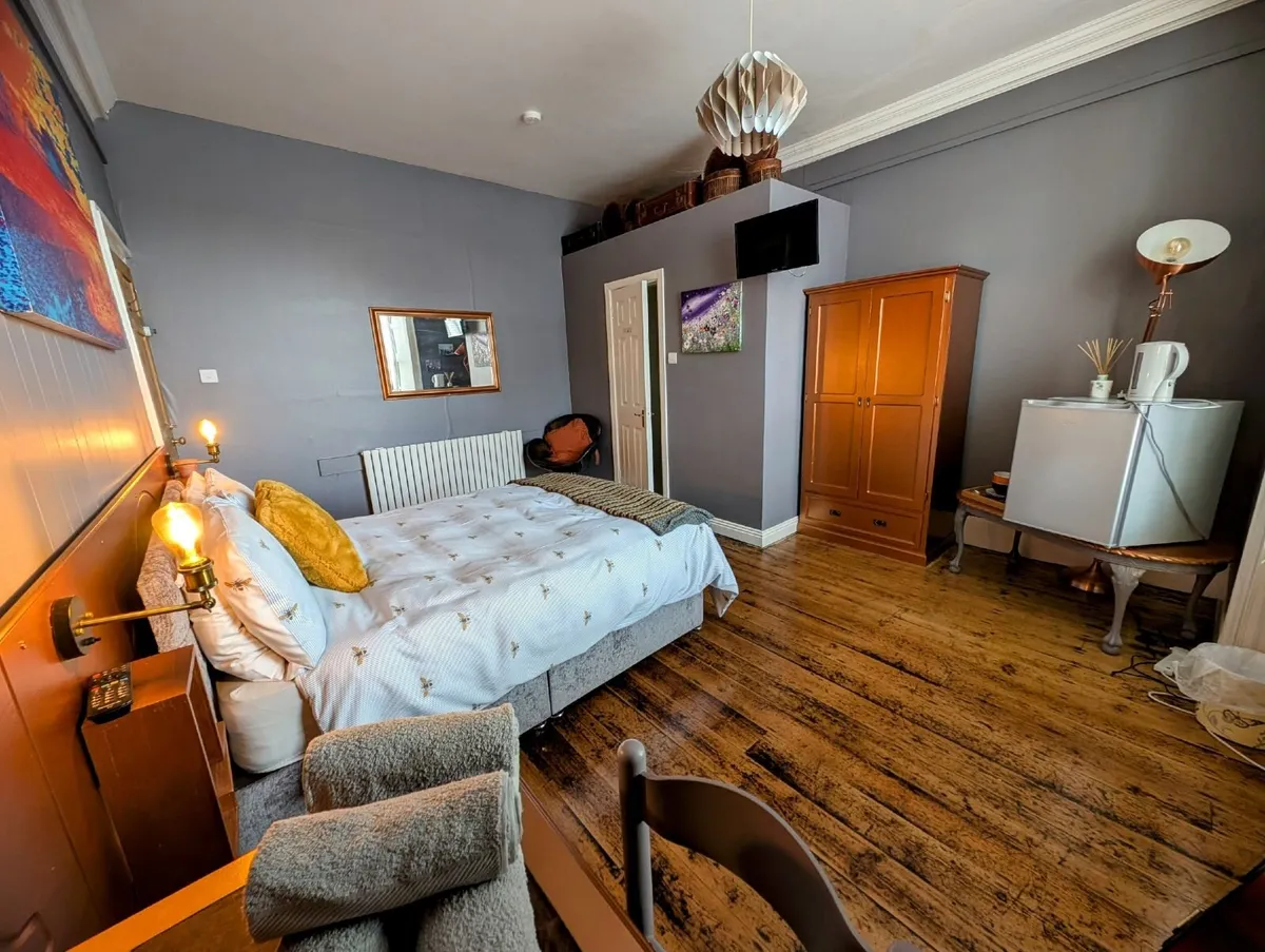 Lovely Room in  Kilrush, Sept 7th-14th, Irish Open - Image 1