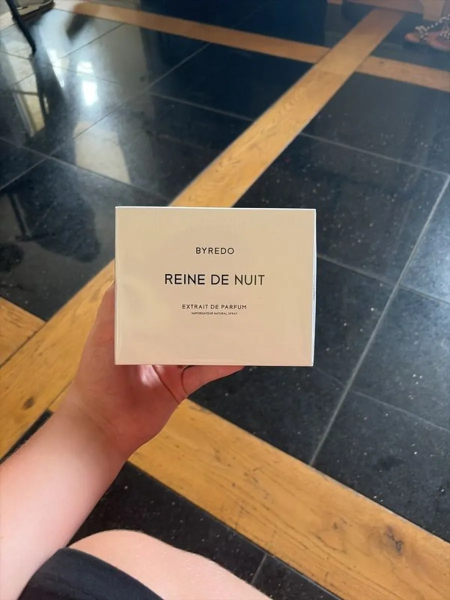 perfume - Image 1