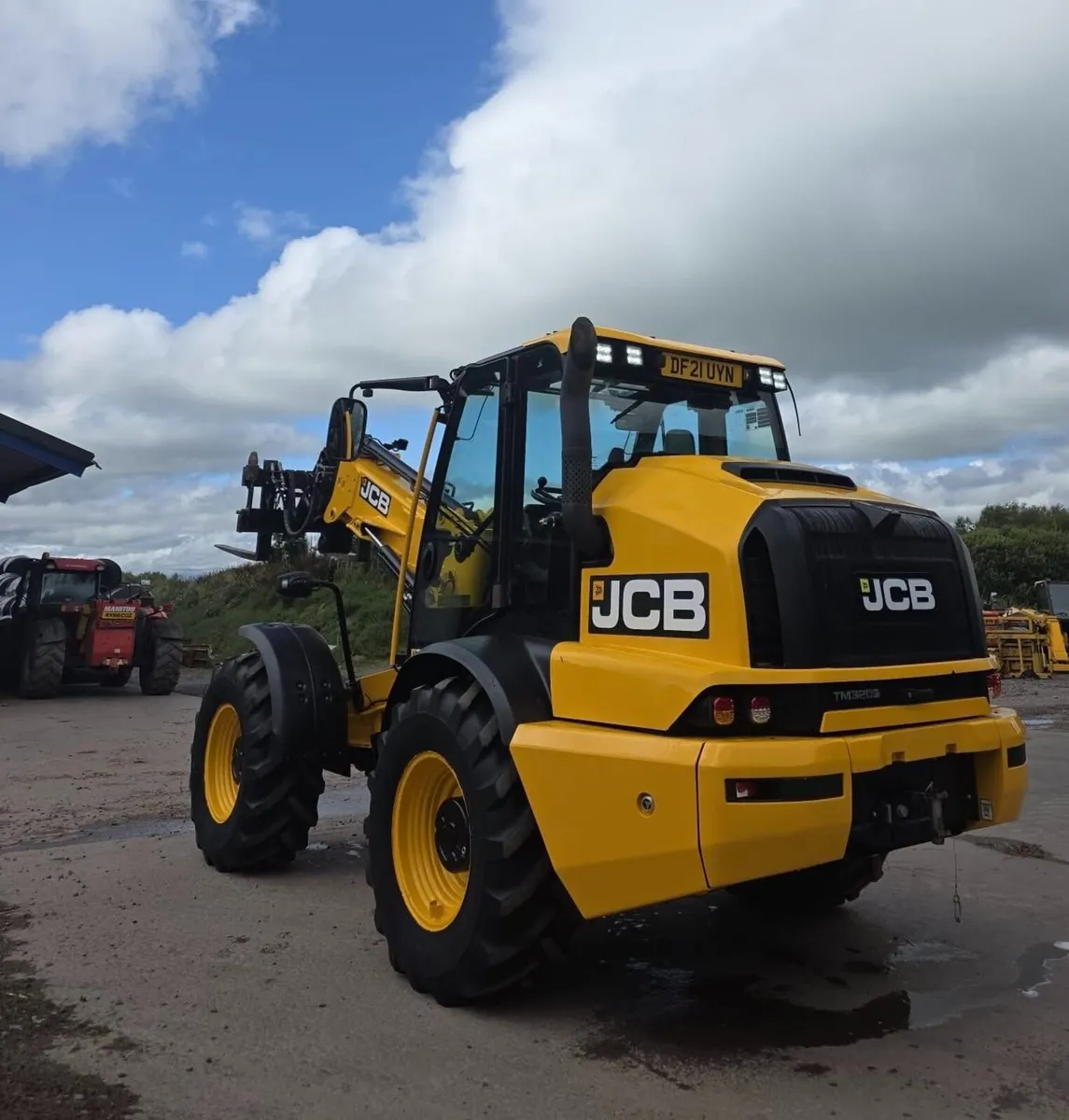JCB 320S  2021 - Image 4