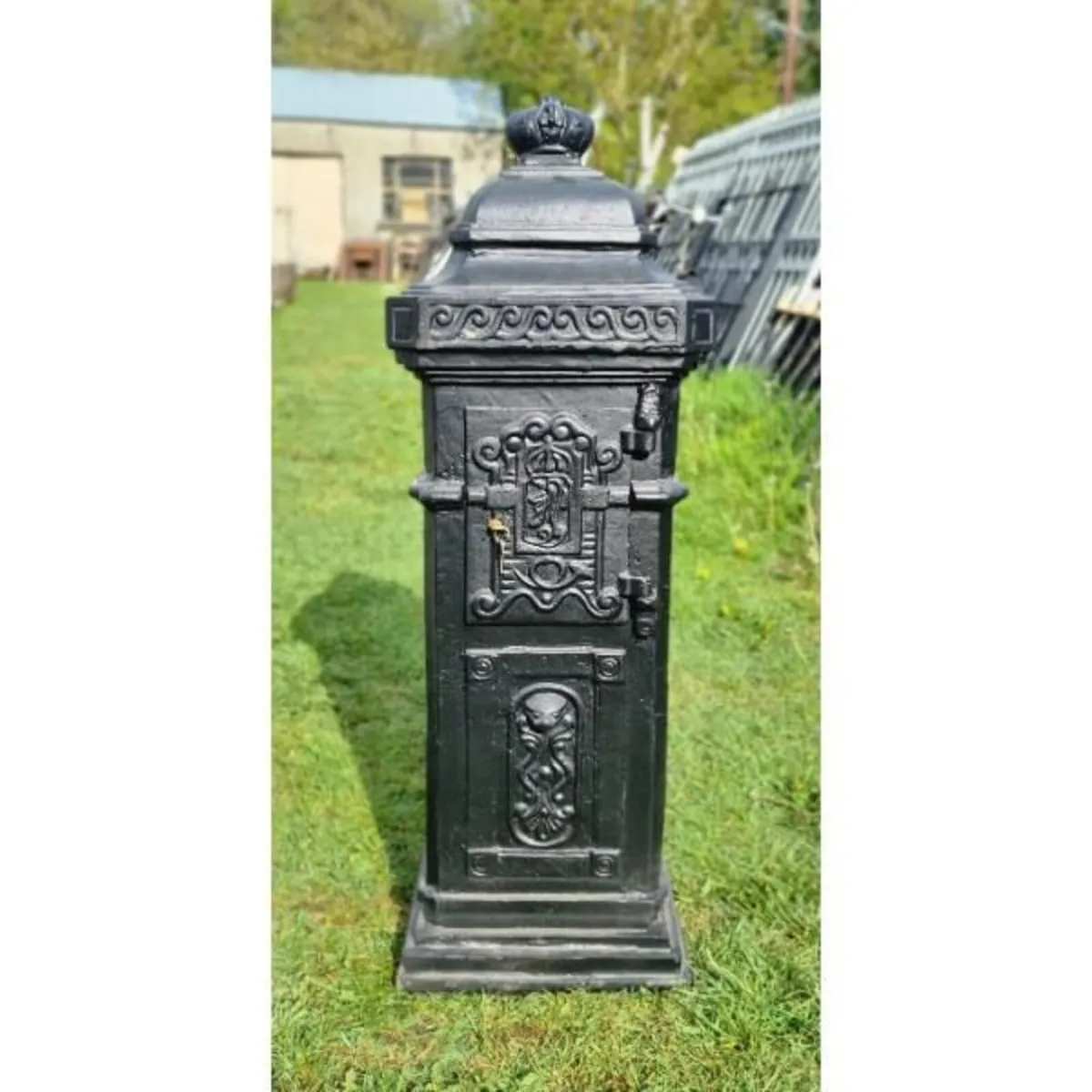 Cast Iron Pillar Post Box Black CH R 1702B B - Image 3