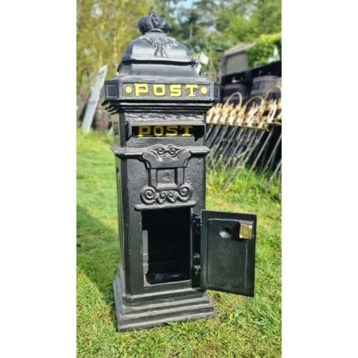 Cast Iron Pillar Post Box Black CH R 1702B B - Image 2