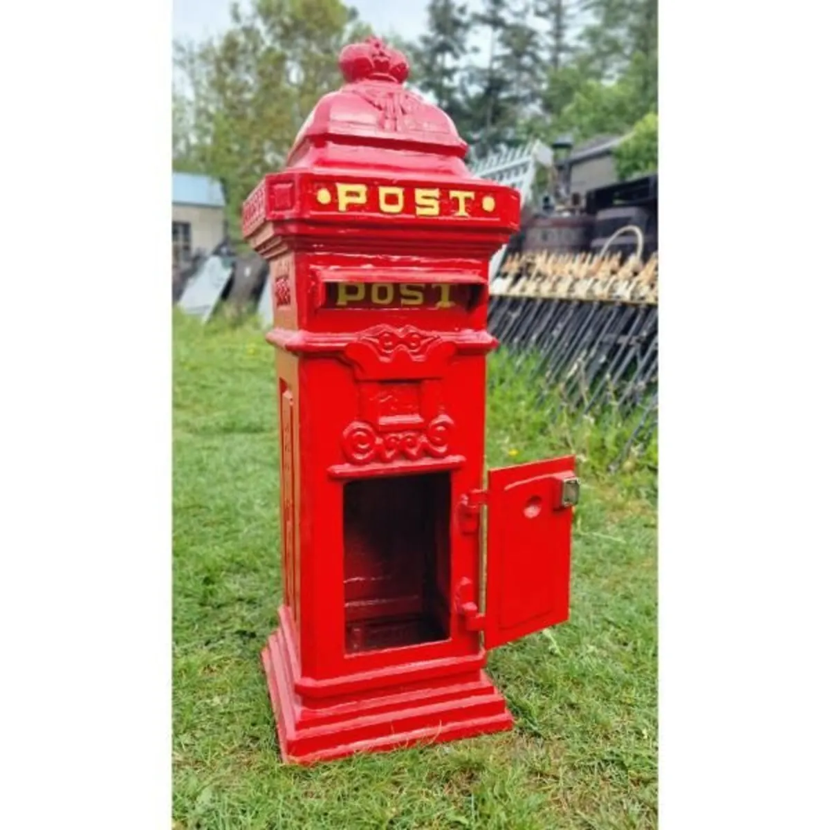 Cast Iron Pillar Post box Red CH R 1702B R - Image 2
