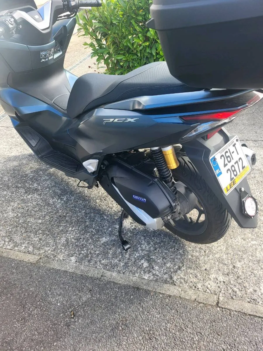 PCX HONDA SCOOTER - Image 2