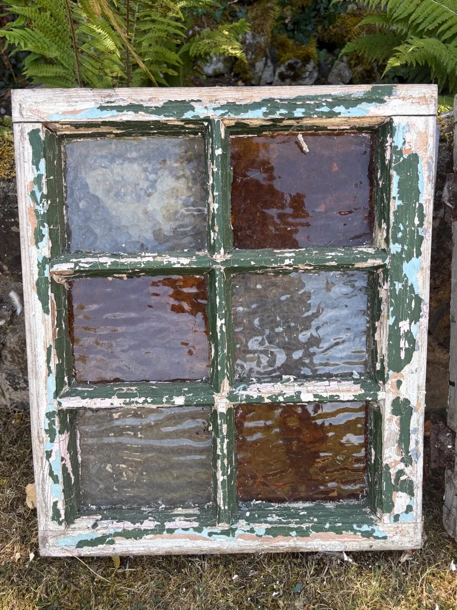 Old windows - Image 2