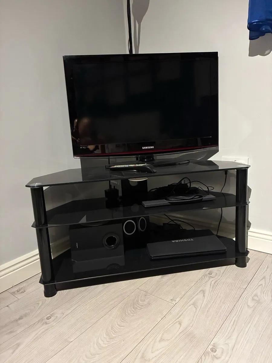 Tv stand - Image 1
