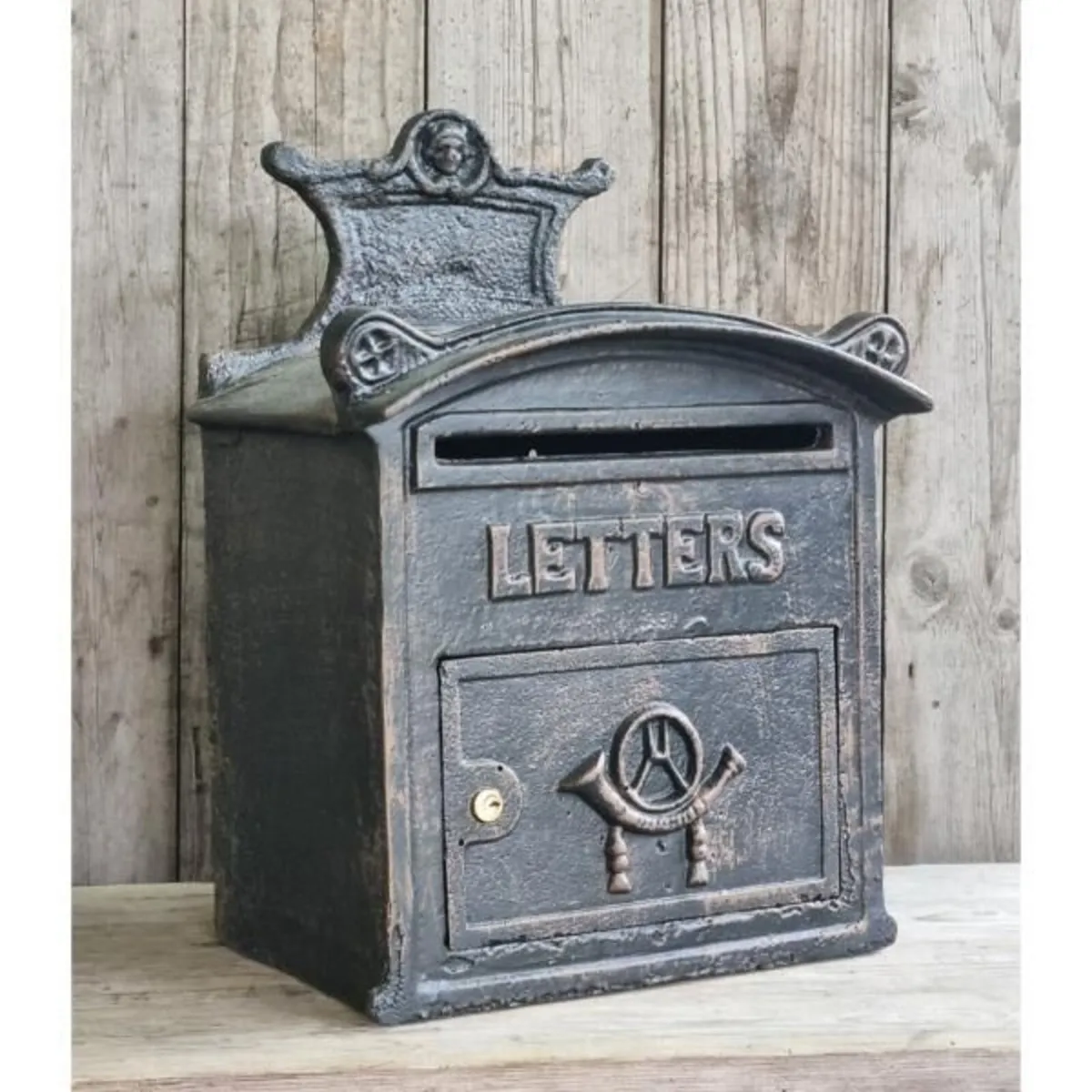 Cast Iron Wall Mounted Post Box CH-R-036 - Image 1