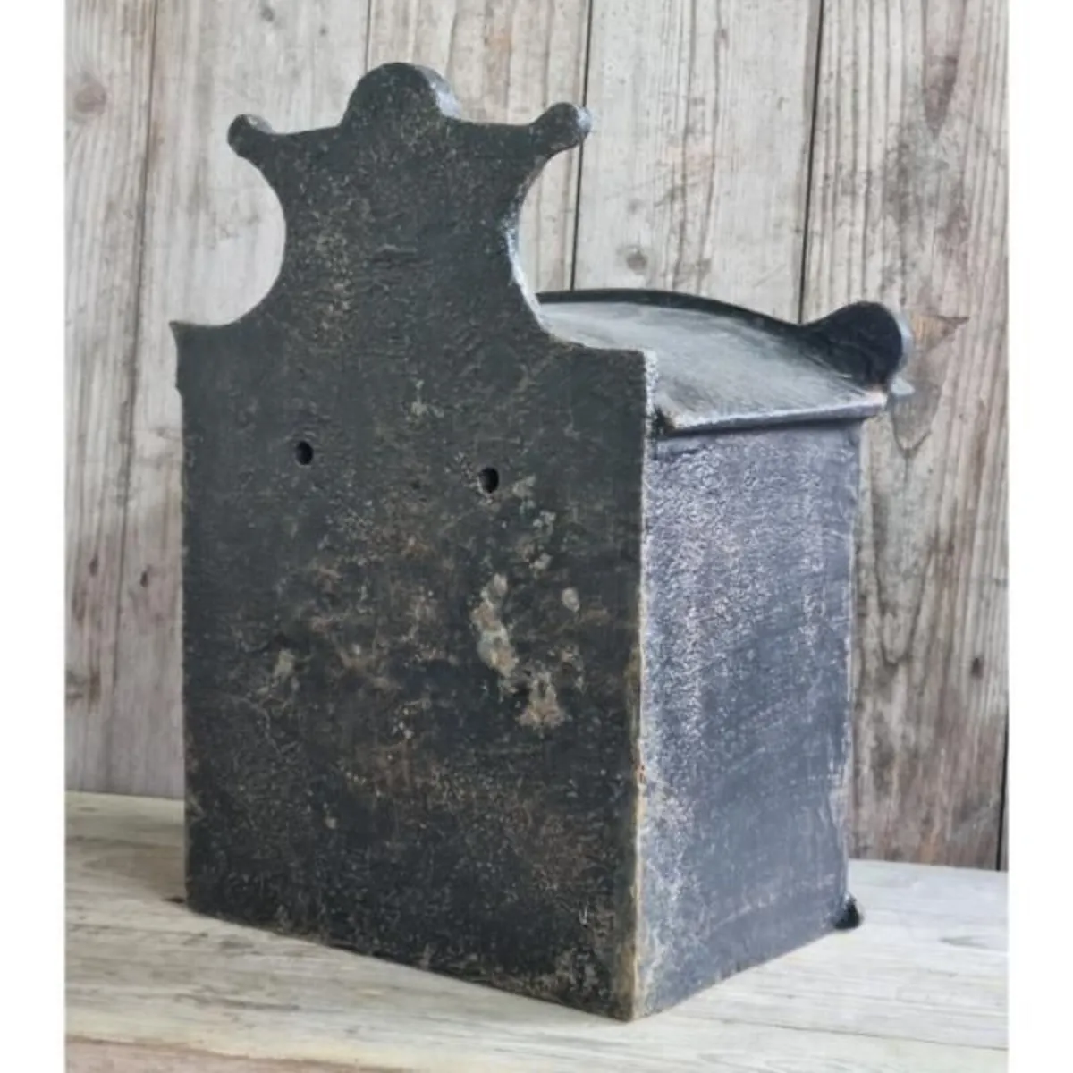 Cast Iron Wall Mounted Post Box CH-R-036 - Image 4