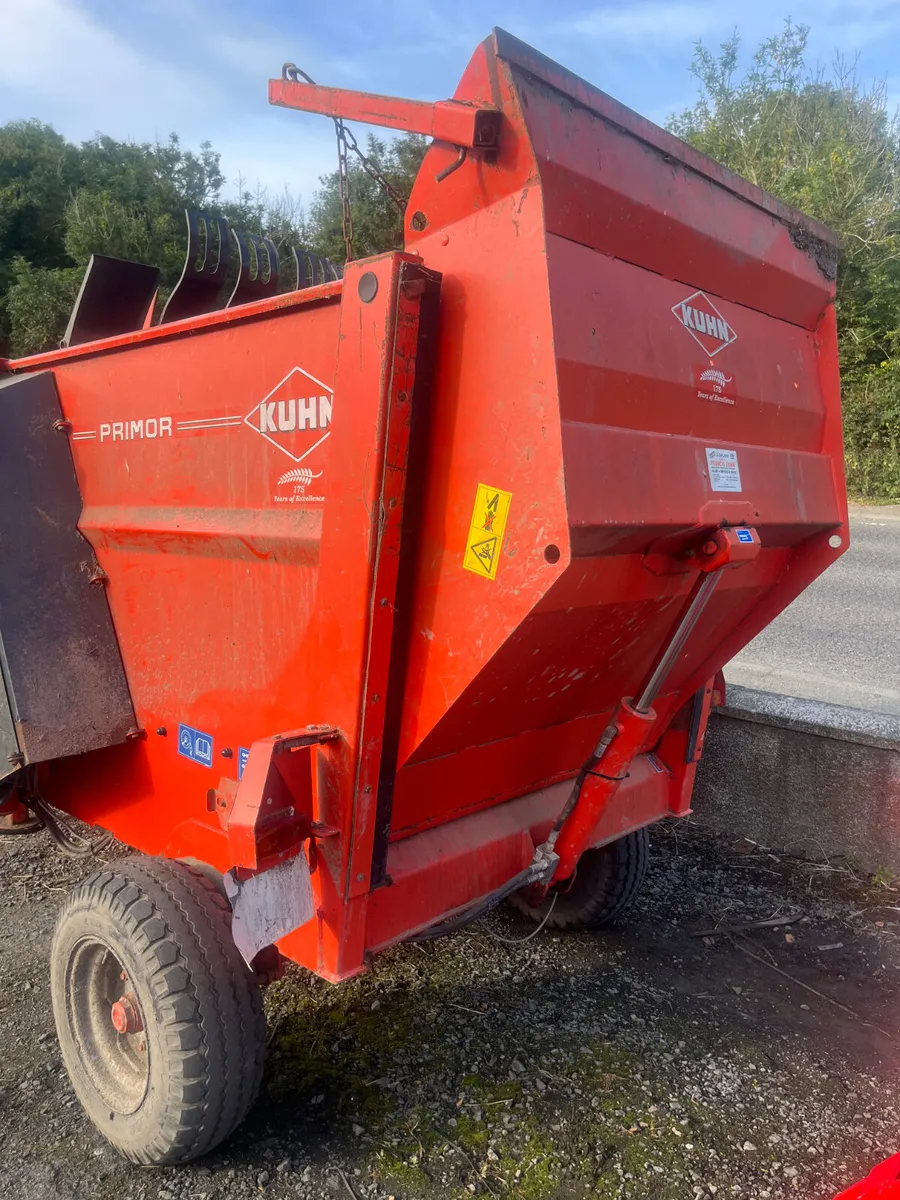 Used Kuhn Primor Balechopper - Image 2