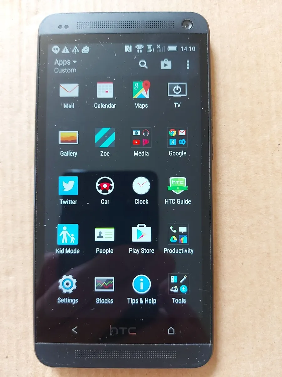 HTC One, 32GB, Mobile phone in excellent condition - Image 2