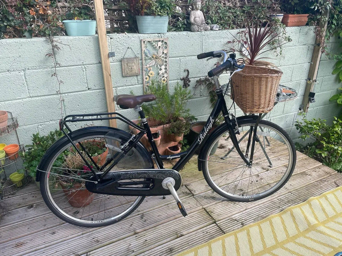 Ladies Rayleigh Elegance Bicycle - Image 1