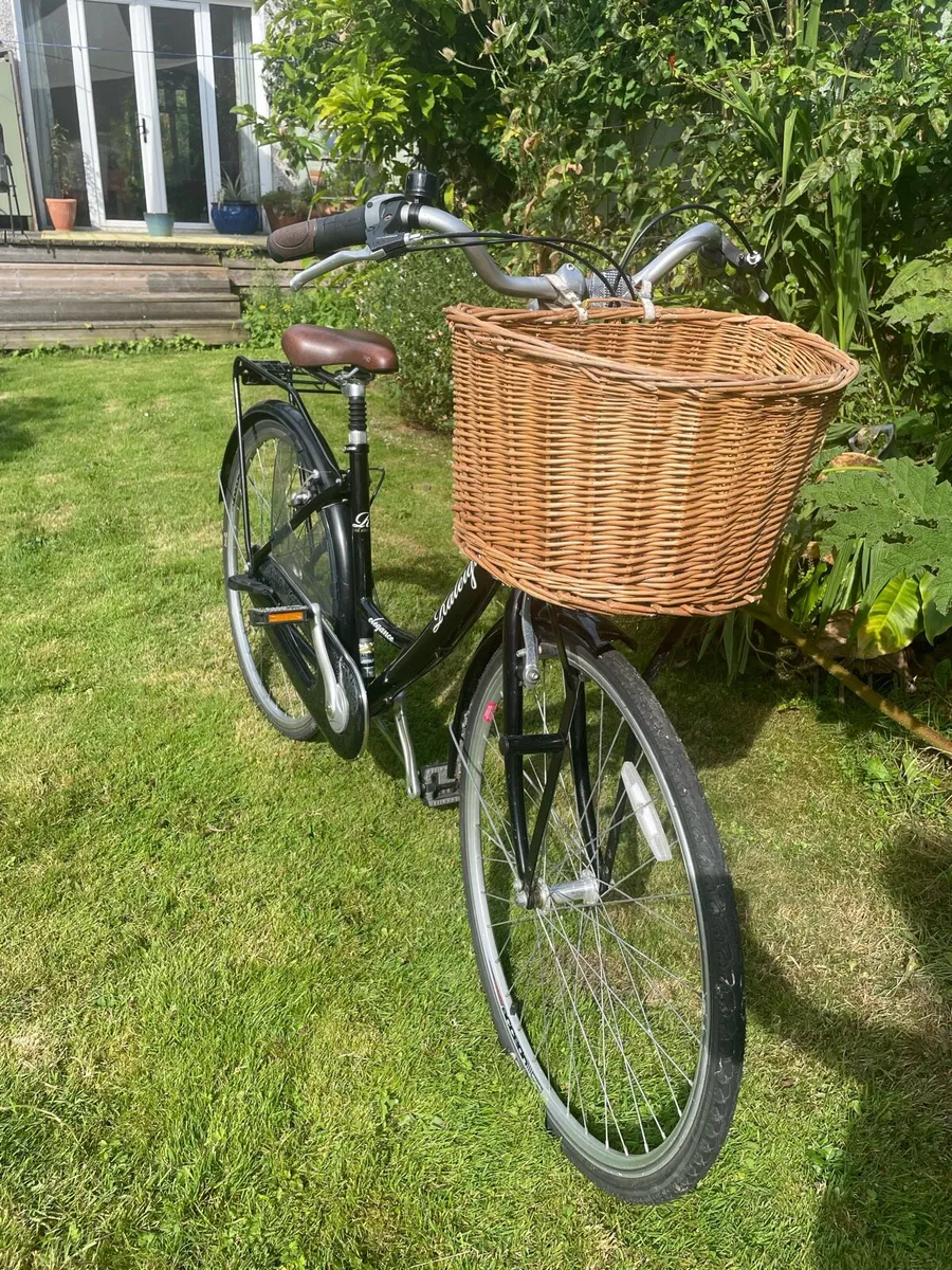 Ladies Rayleigh Elegance Bicycle - Image 3