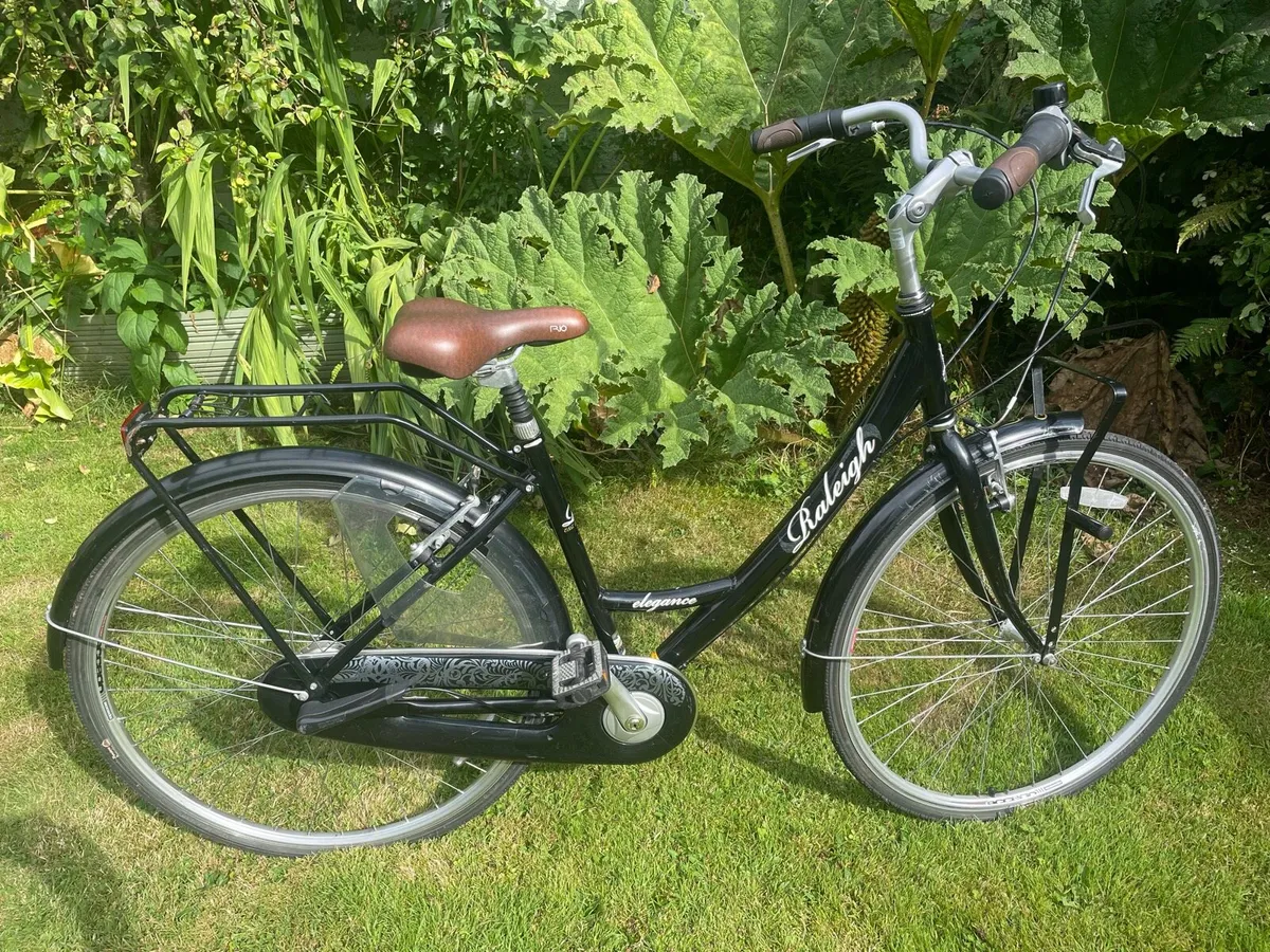 Ladies Rayleigh Elegance Bicycle - Image 4