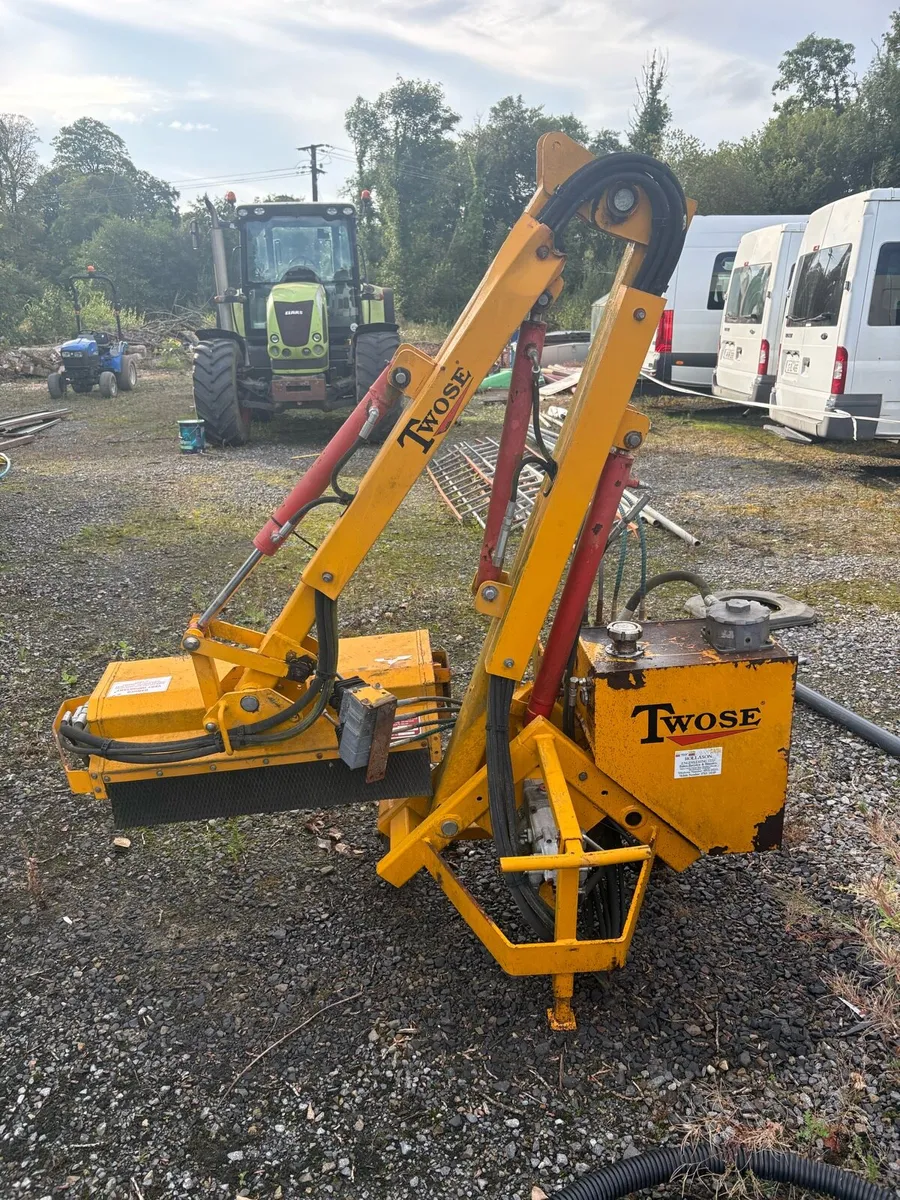Twose Compact Hedgecutter - Image 1
