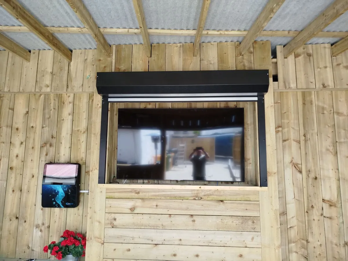 new , black insulated roller door - Image 2