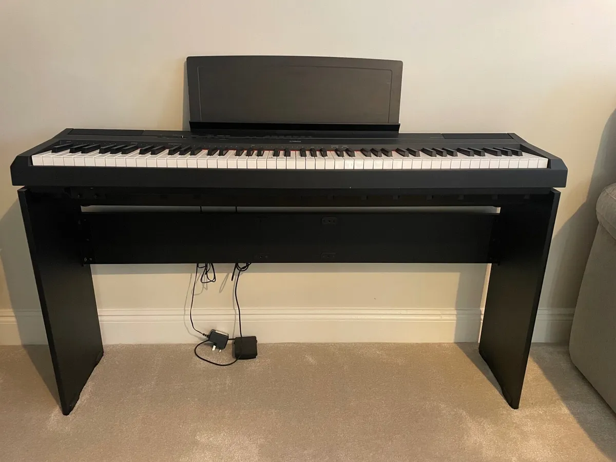 Electric Keyboard  piano with heavy keys - Image 1