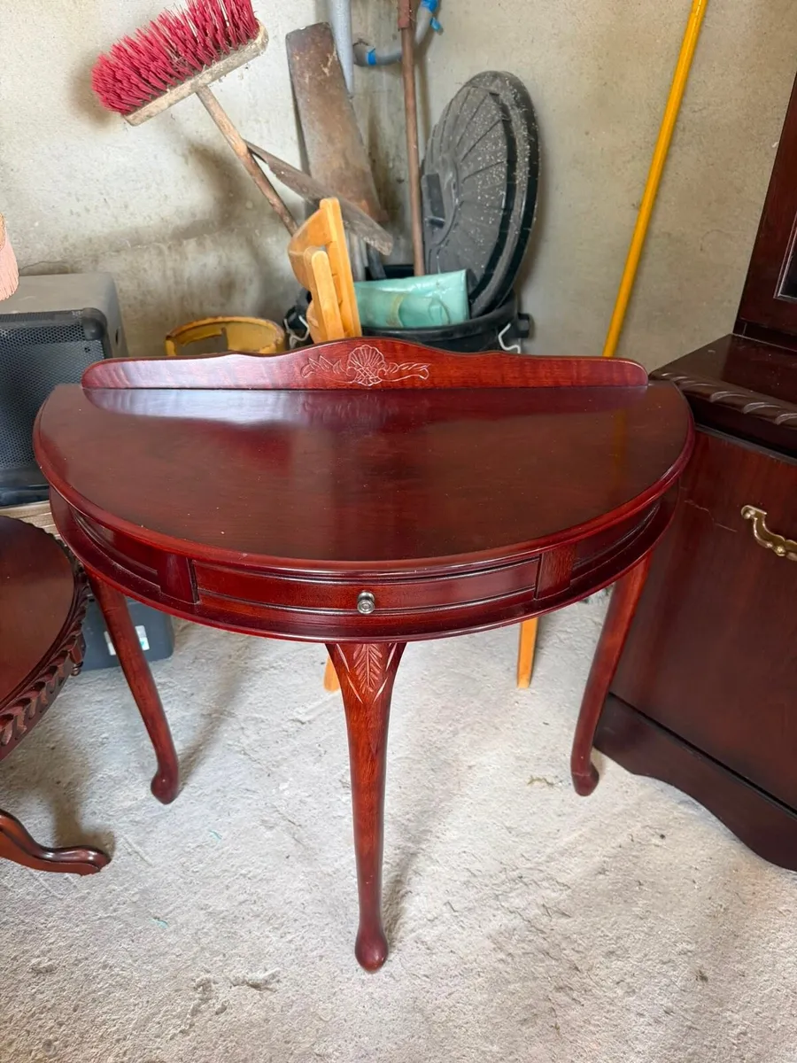 Traditional Mahogany Furniture Set – One Lot - Image 3
