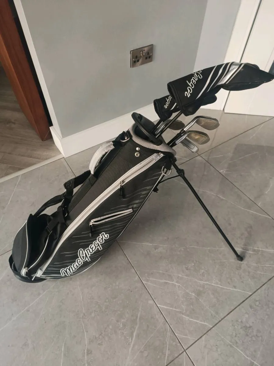 Kids golf clubs - Image 1
