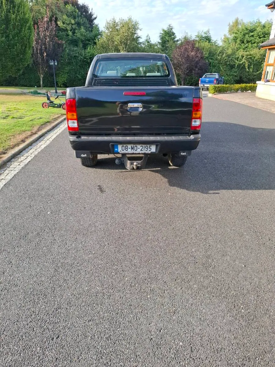 Toyota hilux - Image 4