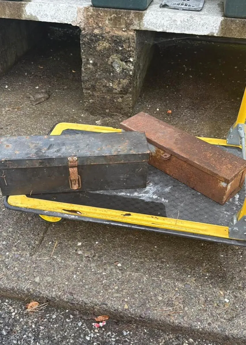 2 x vintage tractor toolboxes - Image 3