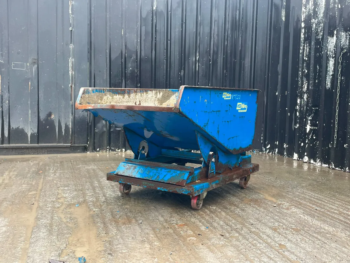 Tipping Forklift Skip - Image 3