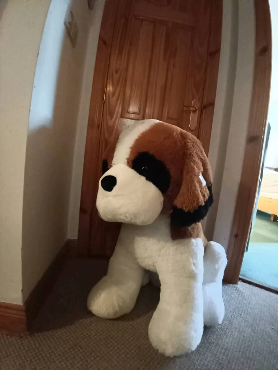 Large plush  toy - Image 1