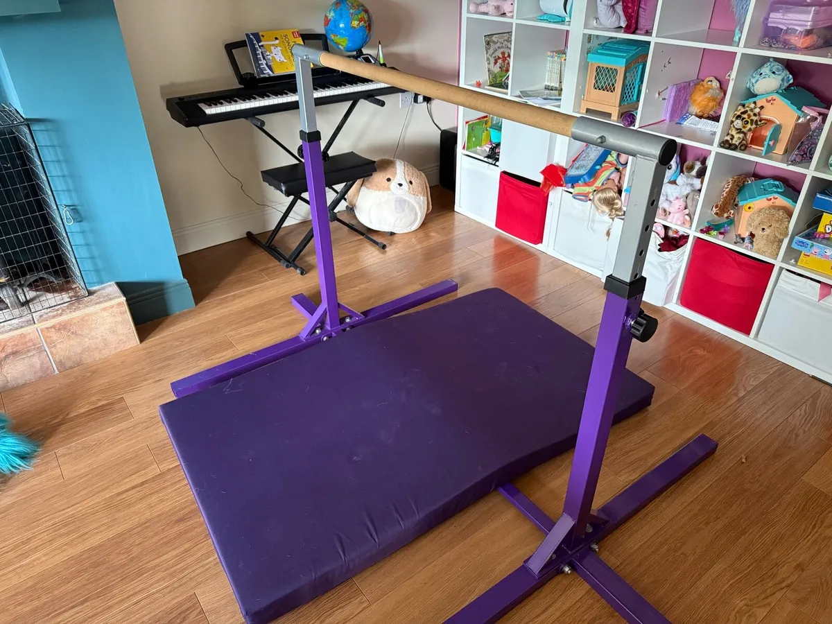 Gymnastics bars - Image 2