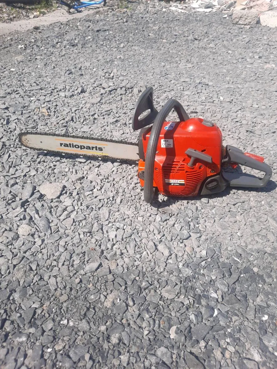 Efco 152 Chainsaw - Image 1