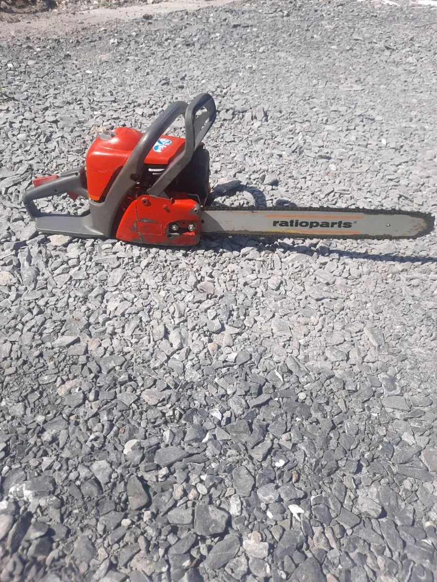 Efco 152 Chainsaw - Image 2