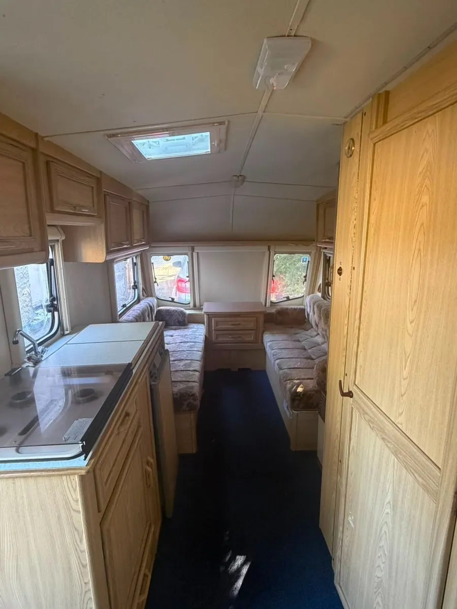 Caravan - Image 1