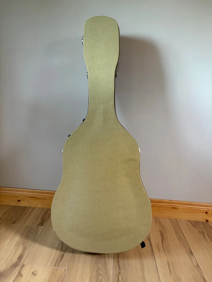 Acoustic Guitar case - Image 3