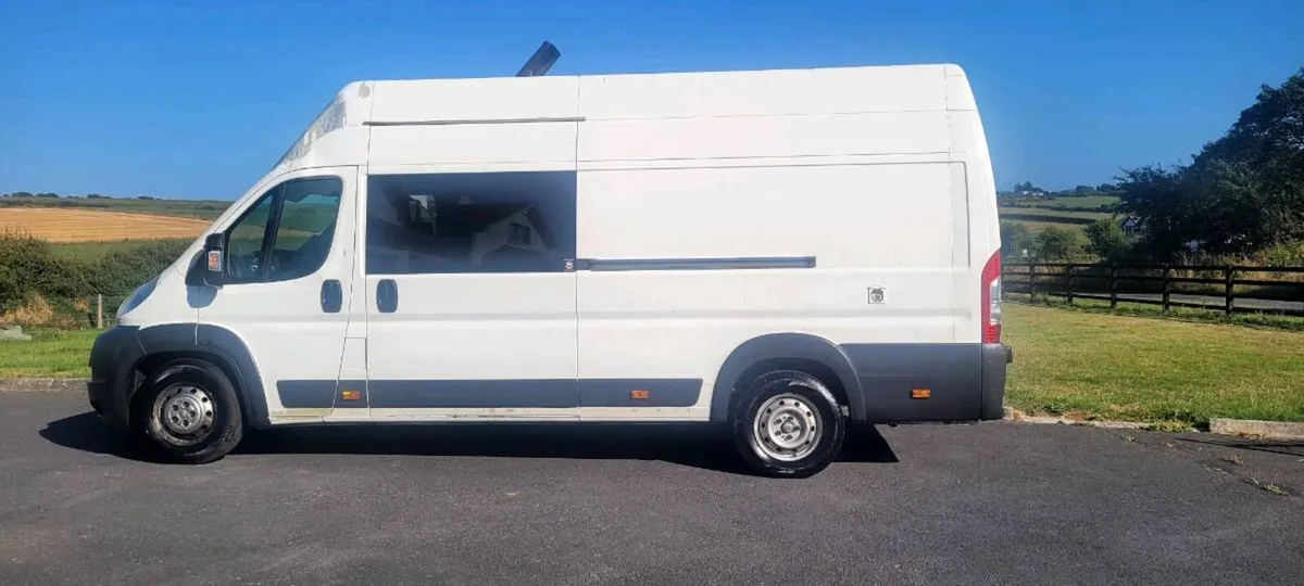 Camper On Log Book €12500 ovno - Image 1